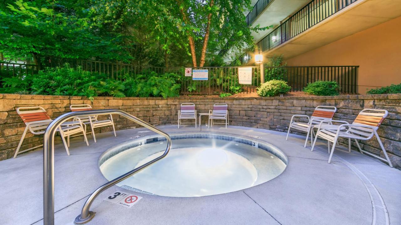 Holiday Inn Club Vacations Smoky Mountain Resort Gatlinburg Exterior photo